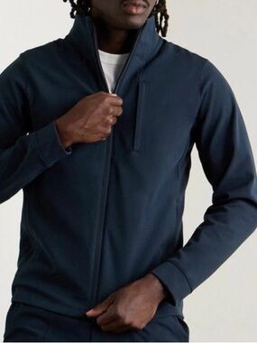Lululemon Sojourn Jacket XXL